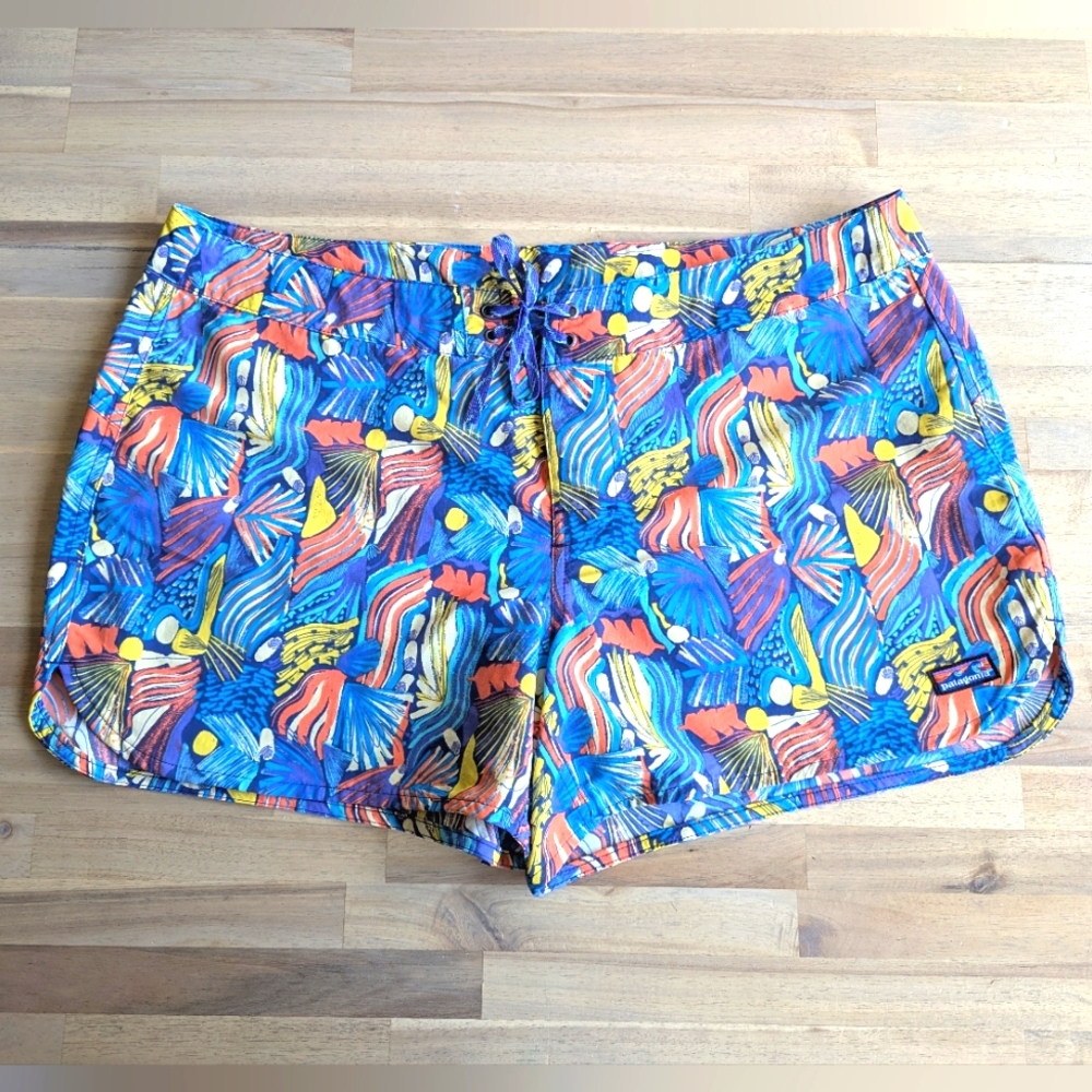 Patagonia Wavefarer Boardshorts 5" NWT (Sz‎ 16)